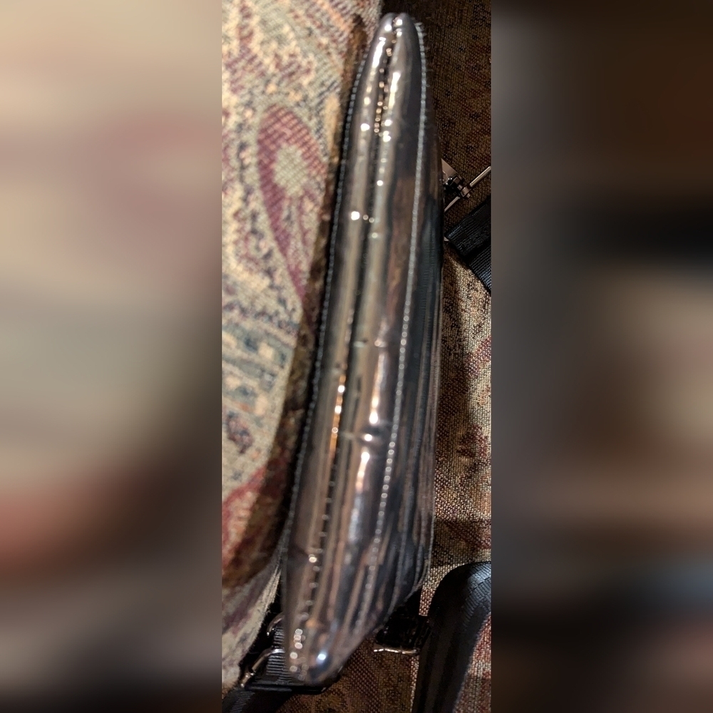 Think Roslyn Bum Bag Crossbody - Picture 2 of 16